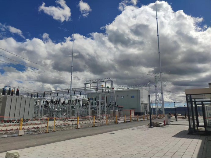 四川瑞康參建的全球最大、海拔最高的 水光互補電(diàn)站正式投産(chǎn) 四川瑞康參建的全球最大、海拔最高的 水光互補電(diàn)站正式投産(chǎn)